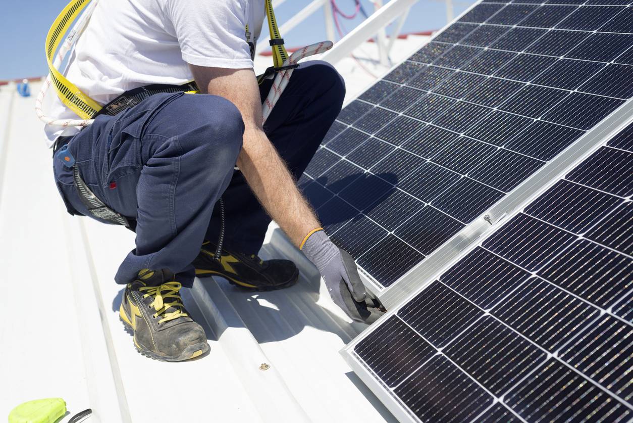 réduire charges entreprise, panneaux photovoltaïques 